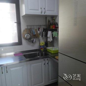 青岛明亮温馨之家普通公寓酒店提供图片