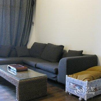 广州小雪花ym复式酒店提供图片