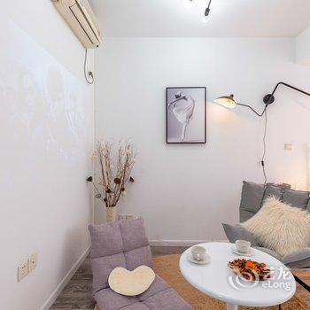 重庆明天真的不上班公寓酒店提供图片