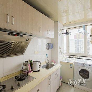 重庆乐乎居解放碑核心商圈旁楼下双地铁普通公寓酒店提供图片