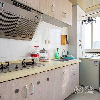 重庆乐乎居解放碑核心商圈旁楼下双地铁普通公寓酒店提供图片