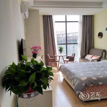 贵阳周琴之家酒店式公寓酒店提供图片