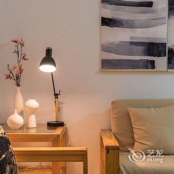 �������֮����ͨ��Ԣ(��ɽ��·��)�Ƶ��ṩͼƬ