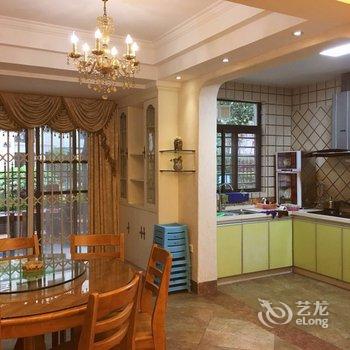 南宁南宁这里是糖糖普通公寓(凤凰岭路店)酒店提供图片