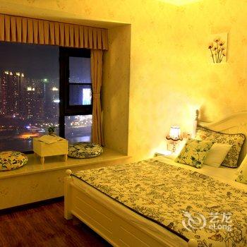 重庆重庆新宿Enjoy普通公寓(朝天门长江大桥店)酒店提供图片
