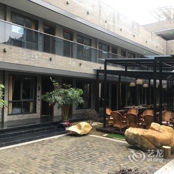 平乐木石山居酒店酒店提供图片