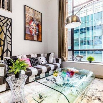 广州广州小温馨房子复式(华利路店)酒店提供图片