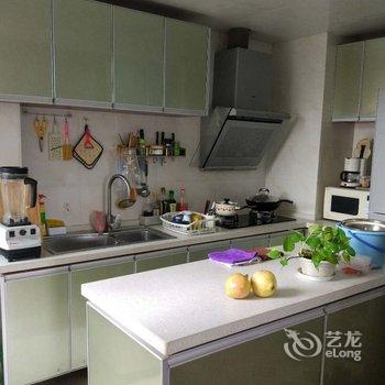 重庆的外滩南滨路江景房公寓(拓展路分店)酒店提供图片
