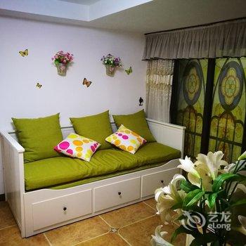 重庆兰心惠质复式酒店提供图片