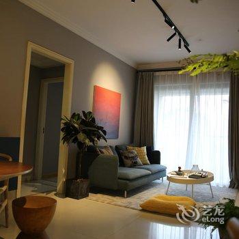 广州太古仓沙园地铁北欧设计温馨之家普通公寓酒店提供图片