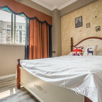 重庆解放碑上下城普通公寓酒店提供图片