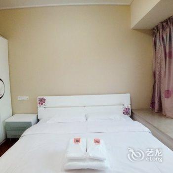 广州途掌柜蘑菇头公寓(里广路店)酒店提供图片