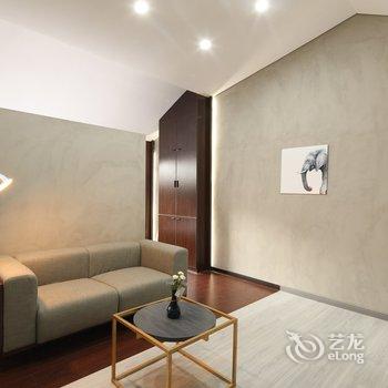 上海Alive日式榻榻米两居室近黄浦江普通公寓(北苏州路店)酒店提供图片