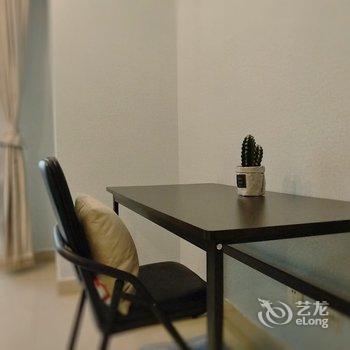 西安chary公寓(张家堡广场-凤城九路口分店)酒店提供图片