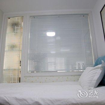 青岛地中海精装公寓(镇江南路分店)酒店提供图片