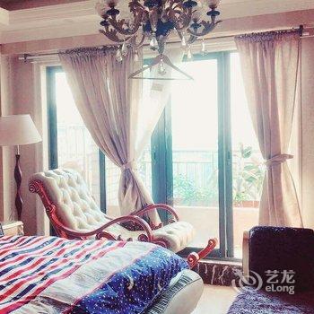 重庆那年那天复式(青年路店)酒店提供图片