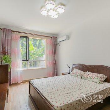 上海滴水湖悠悠庭院民宿(古棕路店)酒店提供图片