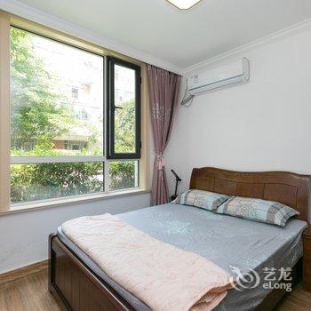 上海滴水湖悠悠庭院民宿(古棕路店)酒店提供图片