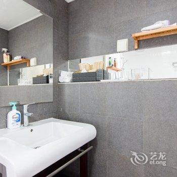 深圳周飞飞普通公寓酒店提供图片