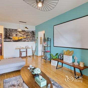 �ɶ��ɶ�һ���˵�������ͨ��Ԣ(�ϳ��ӽֵ�)�Ƶ��ṩͼƬ