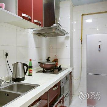 �ɶ��ɶ�һ���˵�������ͨ��Ԣ(�ϳ��ӽֵ�)�Ƶ��ṩͼƬ