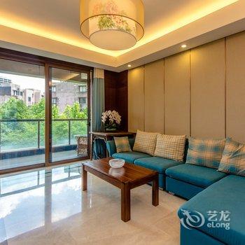 上海市中心大三房带地暖普通公寓酒店提供图片