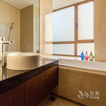 上海市中心大三房带地暖普通公寓酒店提供图片