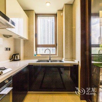 上海市中心大三房带地暖普通公寓酒店提供图片