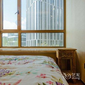 上海市中心大三房带地暖普通公寓酒店提供图片