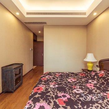 上海市中心大三房带地暖普通公寓酒店提供图片