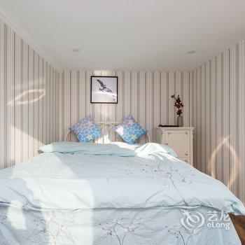 北京小白白的家复式(新建村路店)酒店提供图片