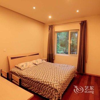 上海ROCA的房屋联排别墅(九新公路分店)酒店提供图片