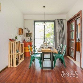 上海周先生特色民宿(竹柏路分店)酒店提供图片