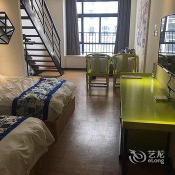 广州心在旅途复式酒店提供图片