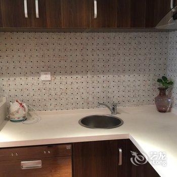 重庆浪漫汽车之家酒店式公寓酒店提供图片