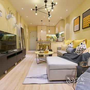 上海上海CC大魔王的家普通公寓(法华镇路店)酒店提供图片