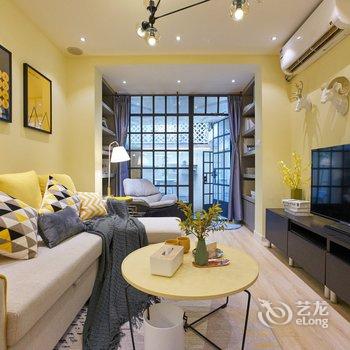 上海上海CC大魔王的家普通公寓(法华镇路店)酒店提供图片