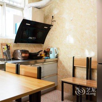 丽江古城大水车附近的三居室普通公寓酒店提供图片
