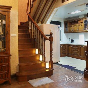 重庆顶墅时光公寓(宏声路1站分店)酒店提供图片