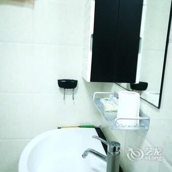 上海世纪温馨清爽公寓(源深路店)酒店提供图片