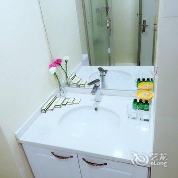 上海近外滩现代简约一居室酒店式公寓酒店提供图片