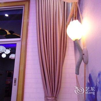 凤凰一家人客栈酒店提供图片