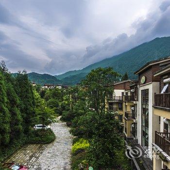 峨眉山七里坪温泉酒店酒店提供图片