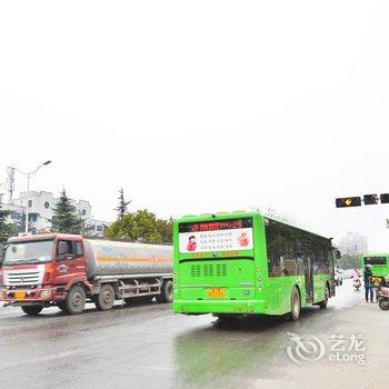 南阳凤凰主题客栈酒店提供图片