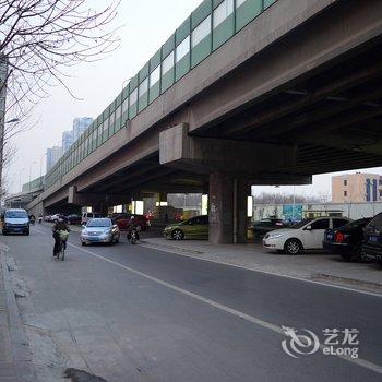 易佰连锁旅店(石家庄中华北大街北二环赵佗公园店)酒店提供图片