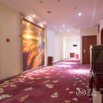 派柏·云酒店(西宁火车站碧水外滩店)酒店提供图片