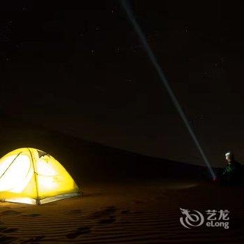 敦煌薇薇安VIVIAN国际沙漠露营基地客栈酒店提供图片