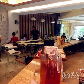 湛江金富汽车主题酒店酒店提供图片