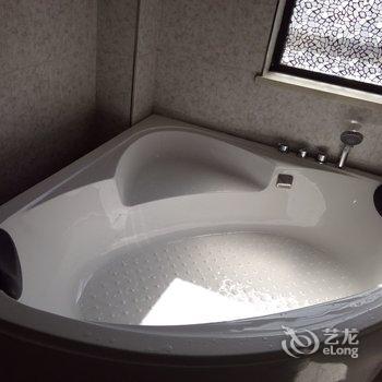 丹东温泉疗养家庭房普通公寓酒店提供图片