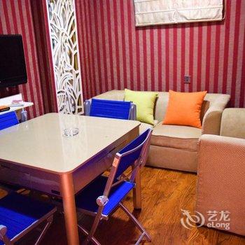 一家时尚公寓酒店提供图片